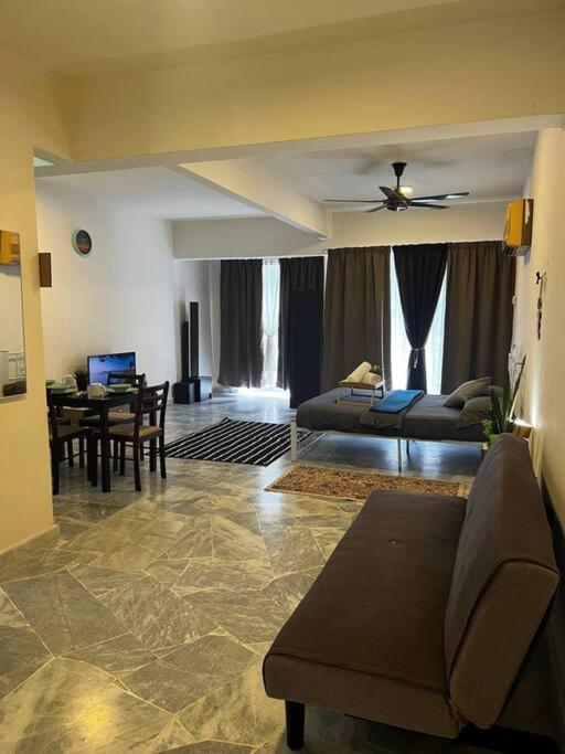 Cozy Studio Unit At Homey Homes Port Dickson Bagian luar foto